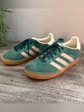 adidas Gazelle Ortholite Sneakers Green Boys size 2